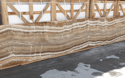 Honey Onyx Vein-Cut