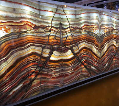 Illuminated Multicolor Onyx