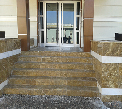 Golden Noche Travertine Exterior Stair Application